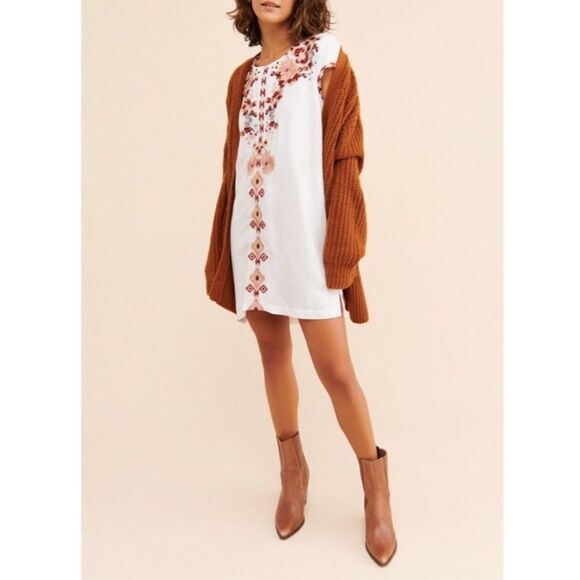 Driftwood Tunic‎ Linen Dress Floral Embroidered Bohemian Mini Burgundy Layer - Picture 13 of 13